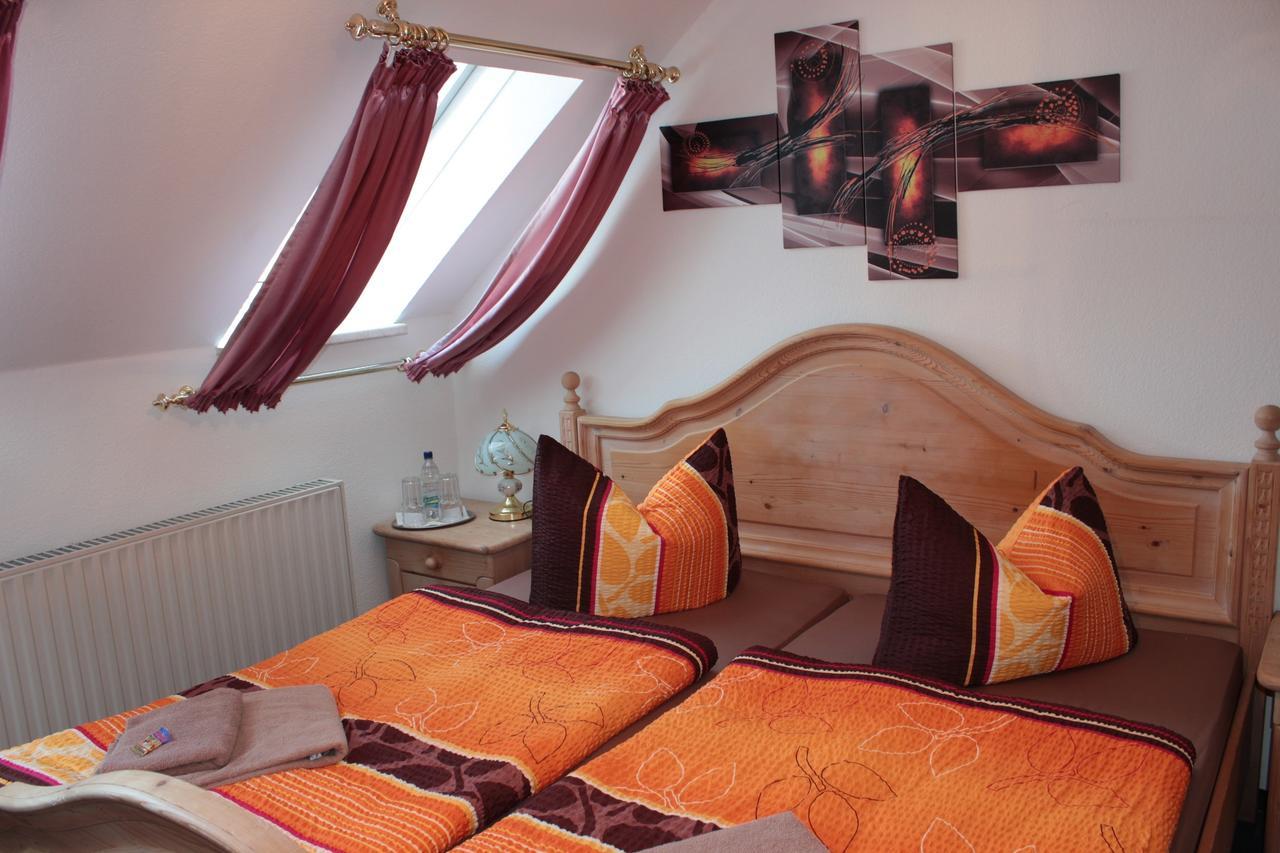 Hotel Stadt Pausa Chambre photo
